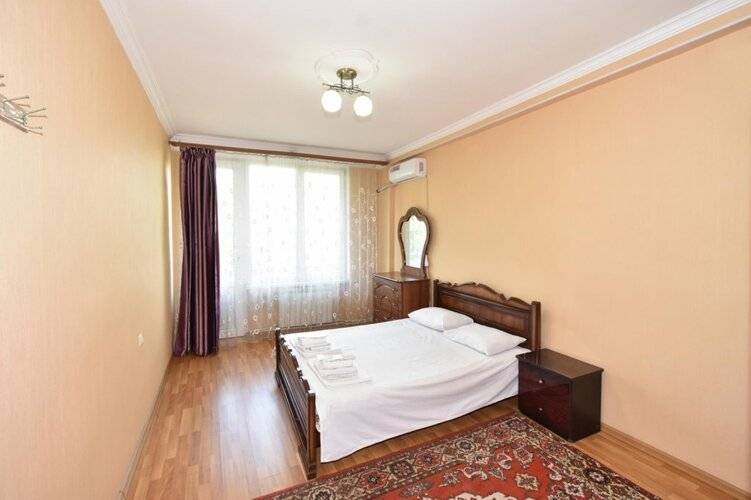 Апартаменты Rentinnyerevan 15 Mesrop Mashtots Avenue