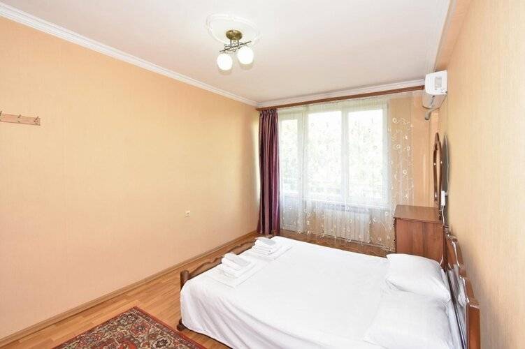 Апартаменты Rentinnyerevan 15 Mesrop Mashtots Avenue