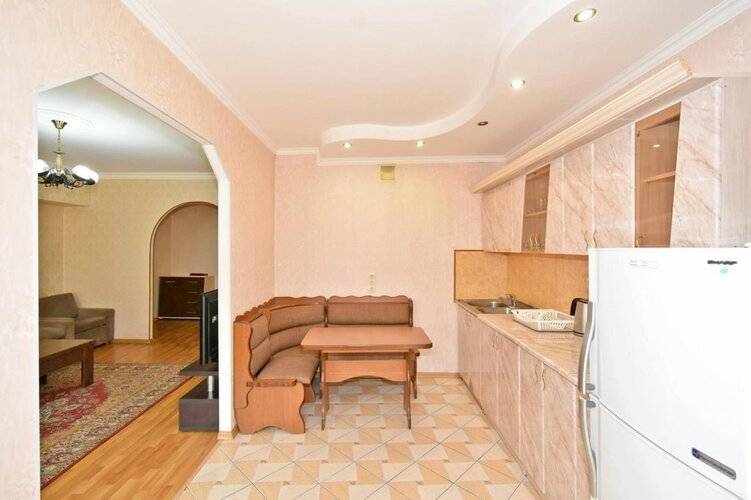 Апартаменты Rentinnyerevan 15 Mesrop Mashtots Avenue