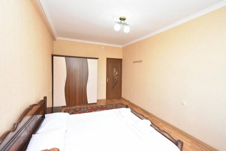 Апартаменты Rentinnyerevan 15 Mesrop Mashtots Avenue