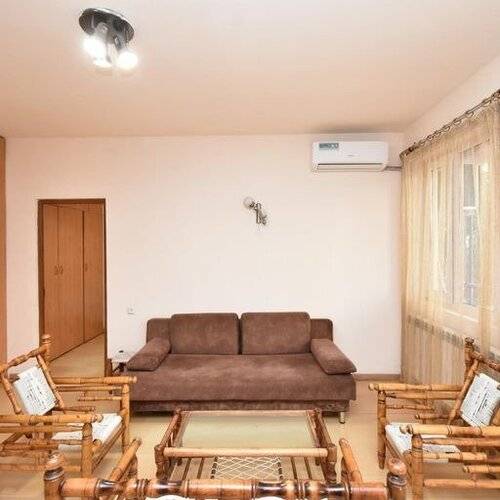 Апартаменты Rentinnyerevan Vardanants Street 4