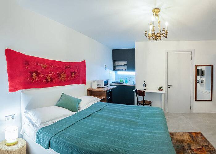 H&B Apartments Tabukashvili