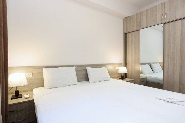 Апартаменты Stay Inn On Buzand Str. 17-60