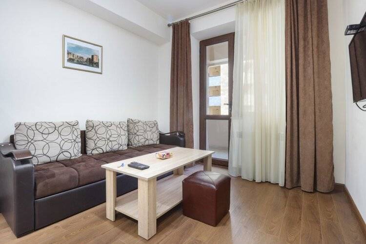Апартаменты Stay Inn On Buzand Str. 17-60