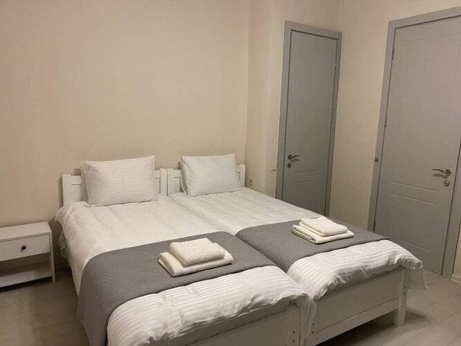 Cultural Crossing Hotel
