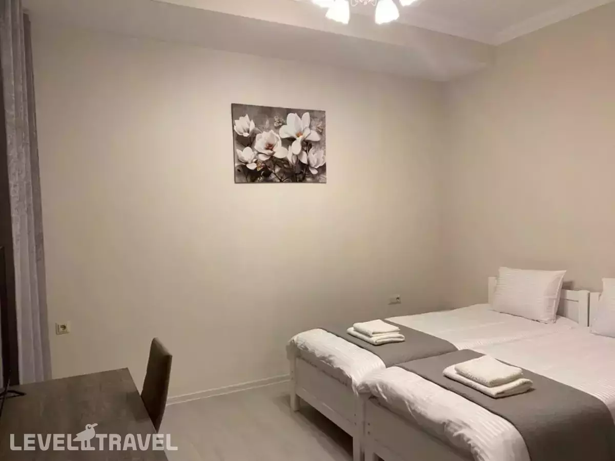 Cultural Crossing Hotel