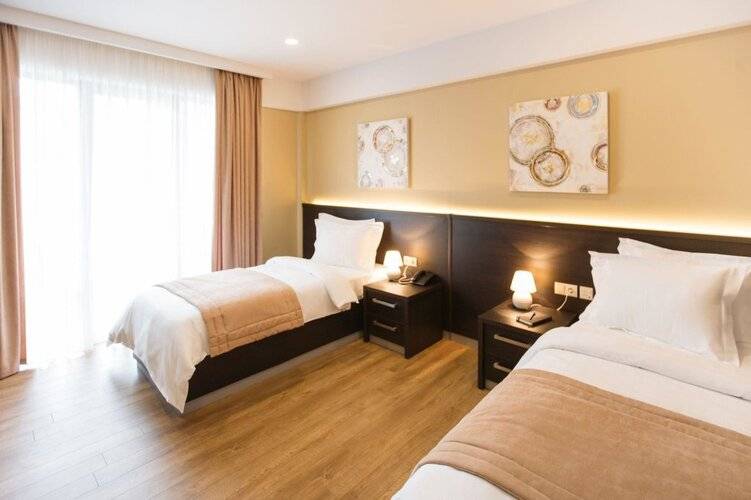 Sephia Hotel