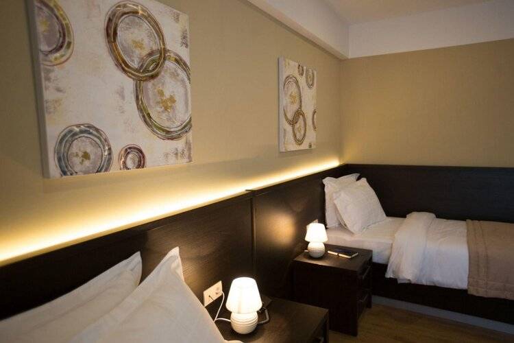 Sephia Hotel