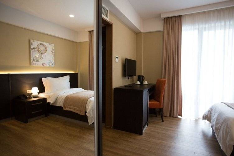 Sephia Hotel