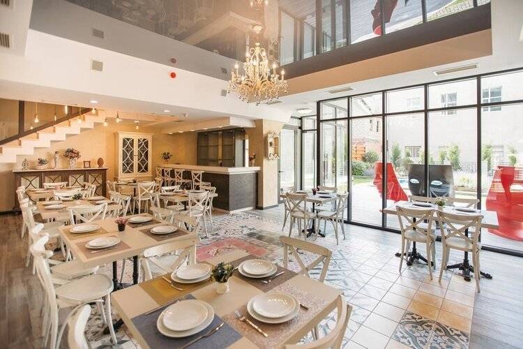 Sephia Hotel