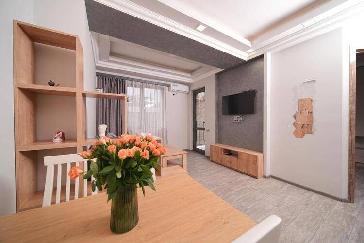 Sweet Home Apartments