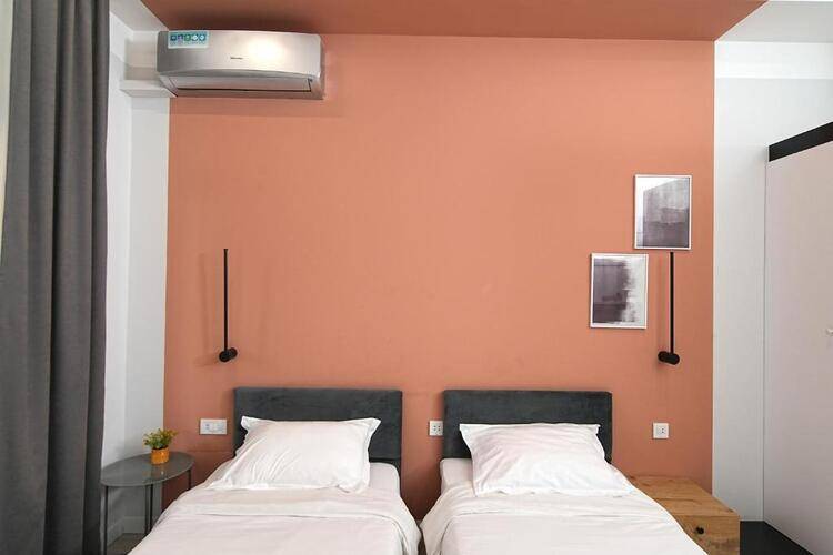 Sweet Home Apartments