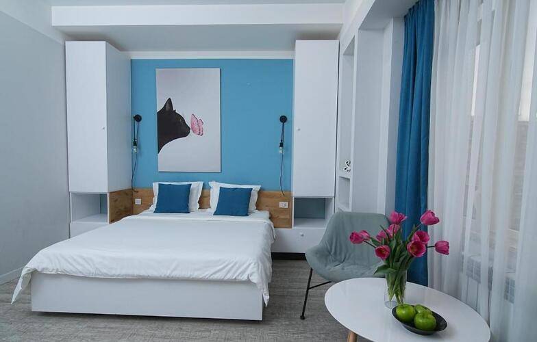 Sweet Home Apartments