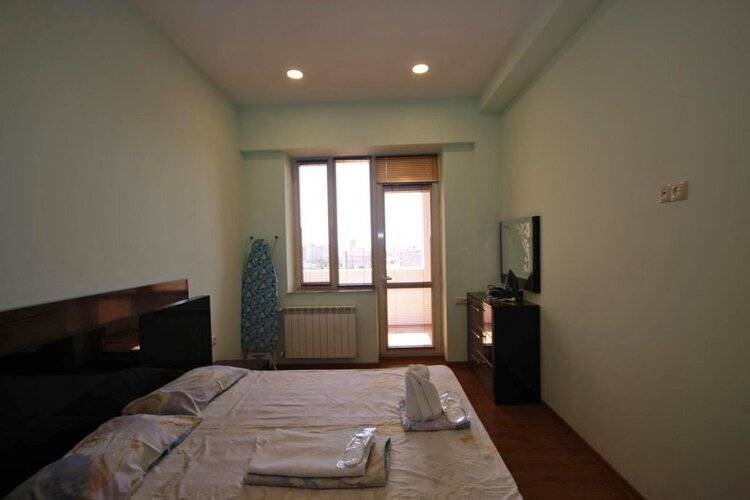 Apartments Rentinnyerevan Pavstos Buzand 13