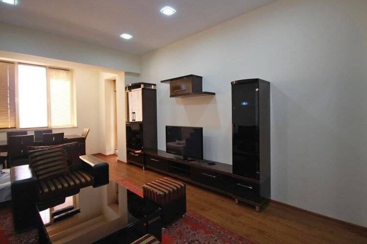 Apartments Rentinnyerevan Pavstos Buzand 13