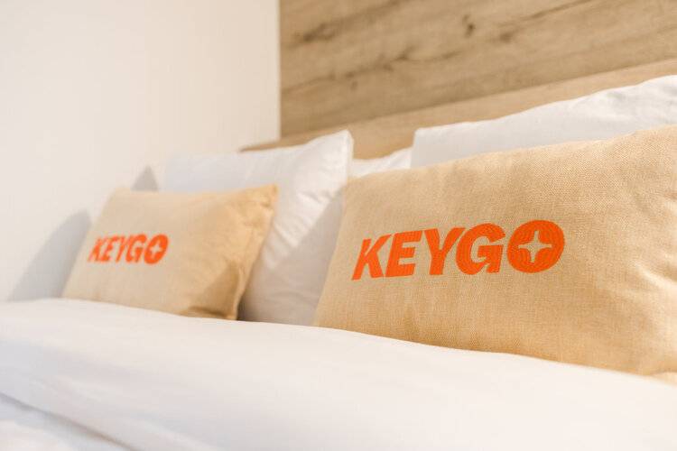 Апартаменты 1br: Urban Oasis/Balcony/Easy Check-In/Keygo 53