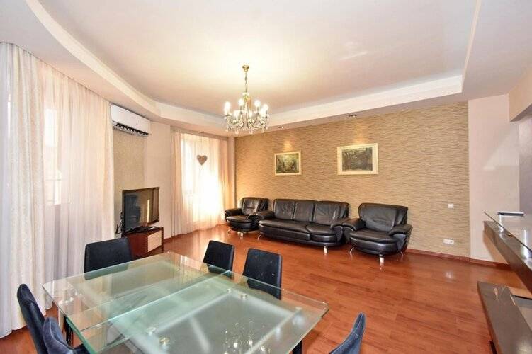 Апартаменты Deluxe In Center Hr Agency
