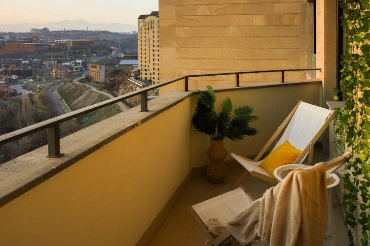 Апартаменты New 1br Retreat/Self Checkin/Balcony View/Keygo 47
