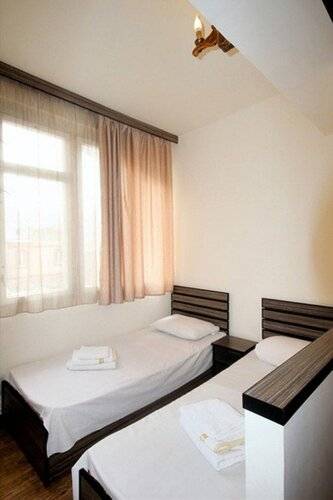 Апартаменты Rentinnyerevan Saryan 40 Street
