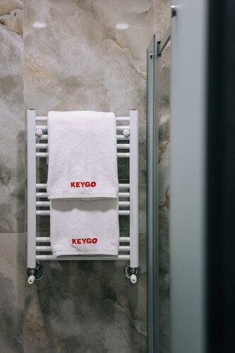 Апартаменты 1br Sunlit/Center/Frenchbalcony/Self Checkin/Keygo 50