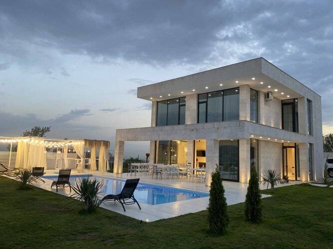 White House Yerevan