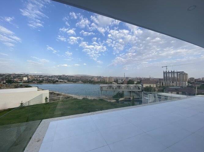 White House Yerevan