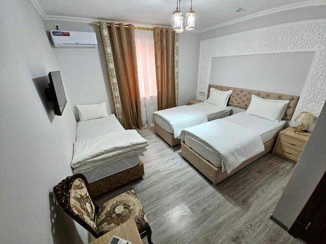 Khans Palace Hotel