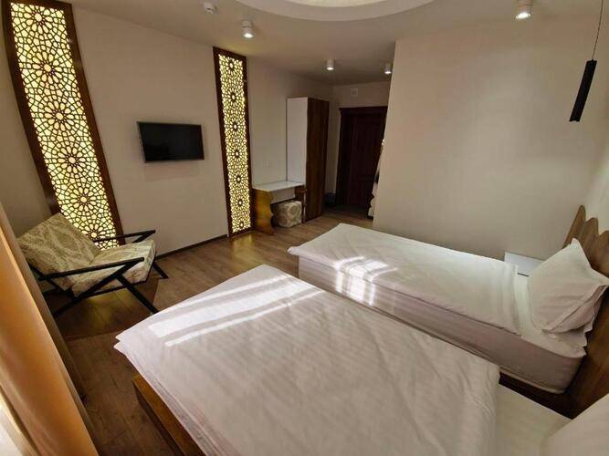Khans Palace Hotel