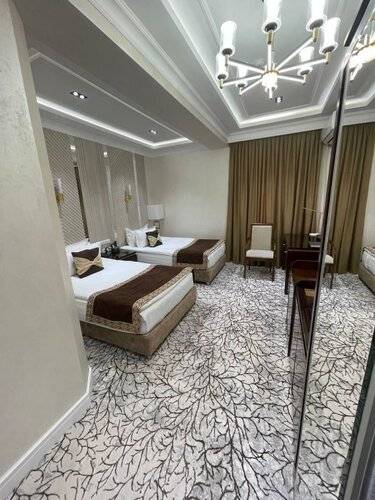 Zarafshan Grand Hotel