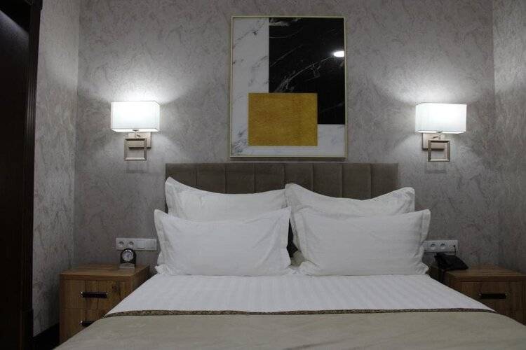 Zarafshan Grand Hotel