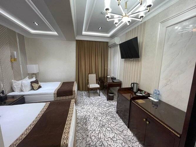 Zarafshan Grand Hotel