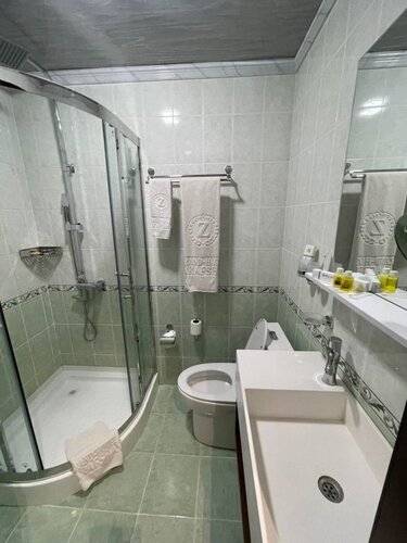 Zarafshan Grand Hotel