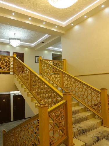 Dunyo Palace