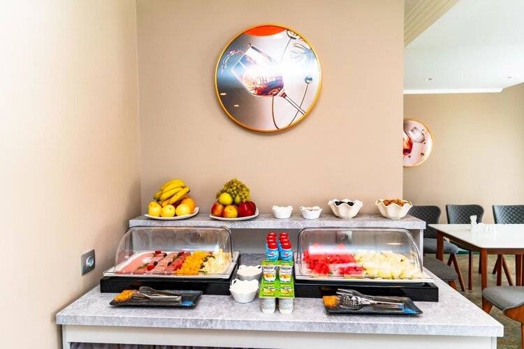 Bravo Hotel