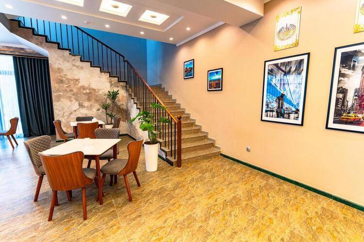 Bravo Hotel