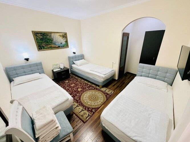 Samarkand Travel Hotel
