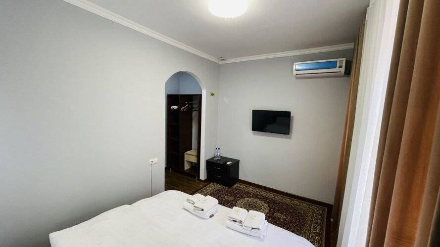 Samarkand Travel Hotel