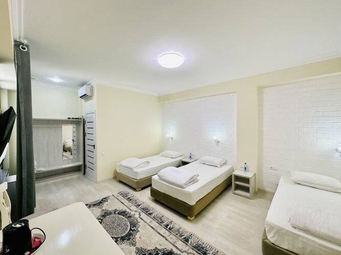 Samarkand Travel Hotel