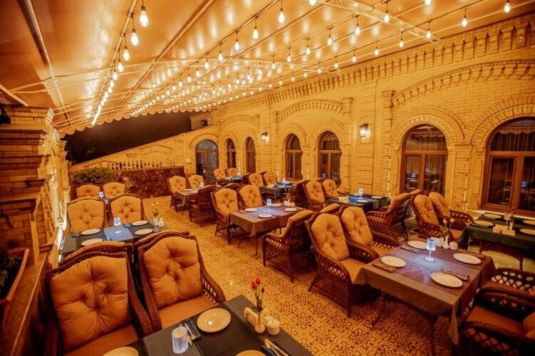 Silk Road Empire Hotel