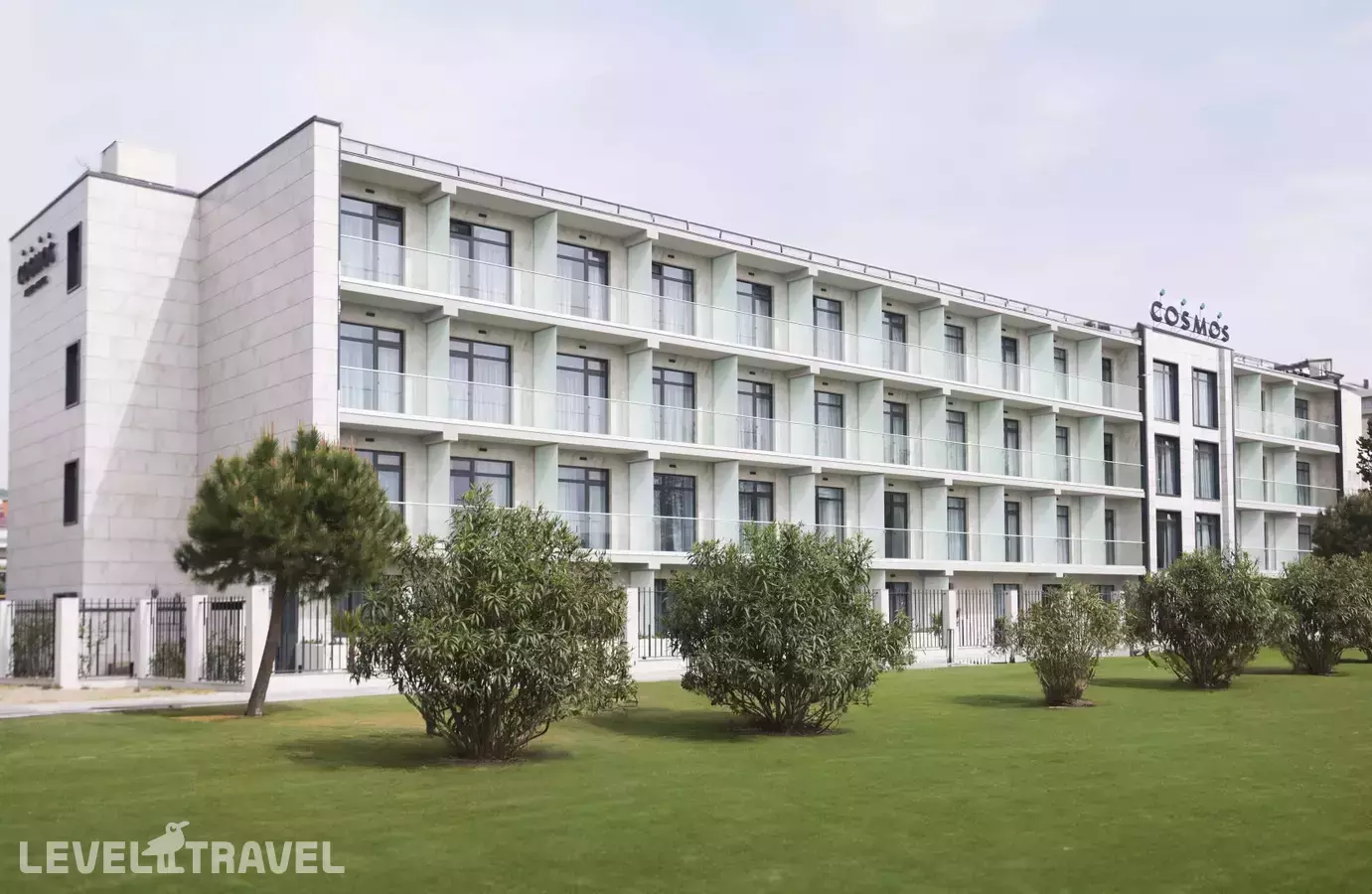 Cosmos Adler Hotel (Космос Адлер)