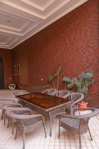 Ahmad Hotel