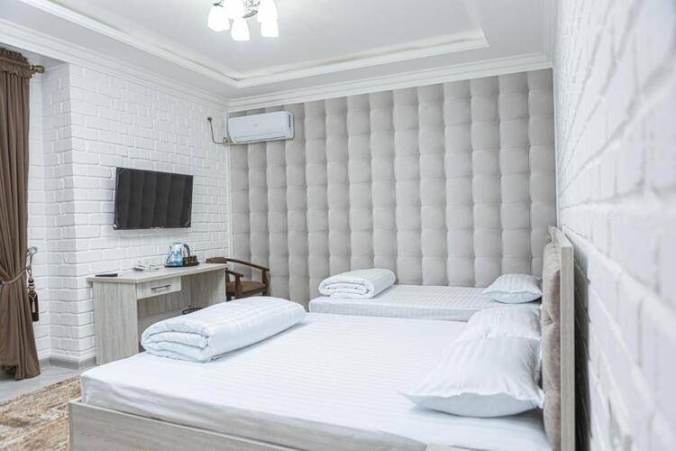 Ahmad Hotel
