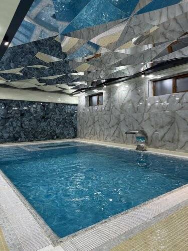 Hayat Plaza Hotel & Spa