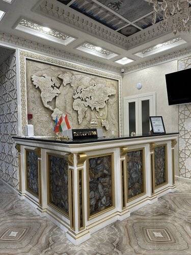 Hayat Plaza Hotel & Spa