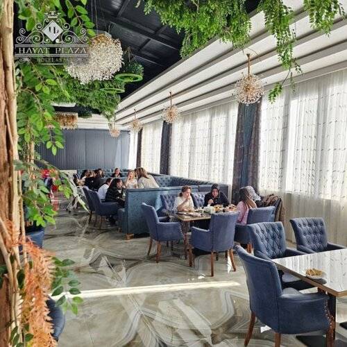 Hayat Plaza Hotel & Spa