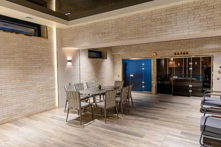 Wellfort Hotel