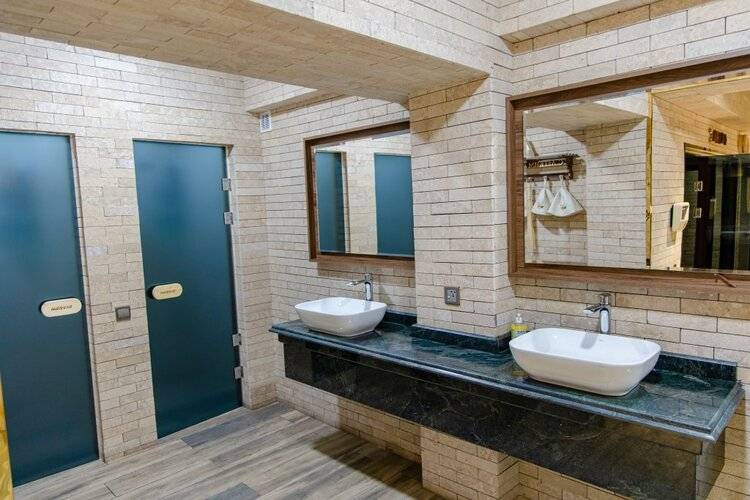 Wellfort Hotel