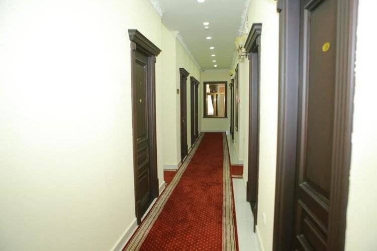 Boulevard Palace