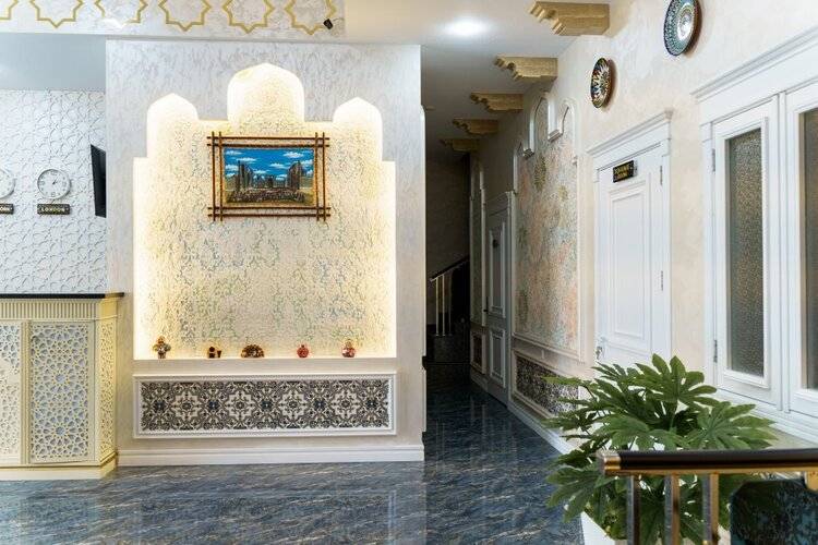 Ayniу Hotel