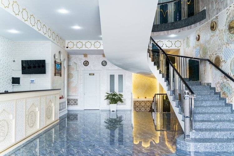 Ayniу Hotel